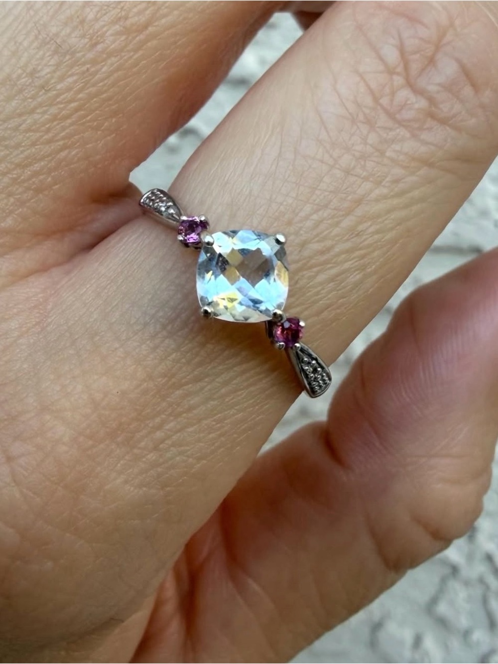 10k White Gold Aquamarine Ring
